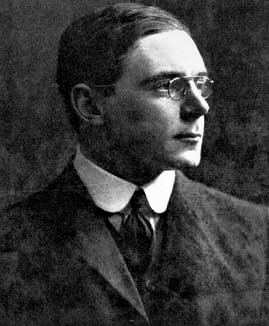 Профессор J. E. Littlewood (1885-1977)